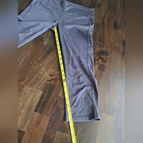 Alo Capri Leggings🩶 - Picture 7 of 8